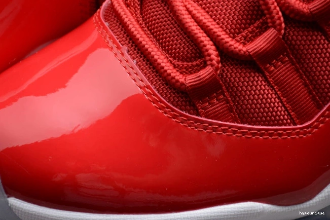 HYPE RetroGym 378037-623 Air Jordan 11 Red 0718